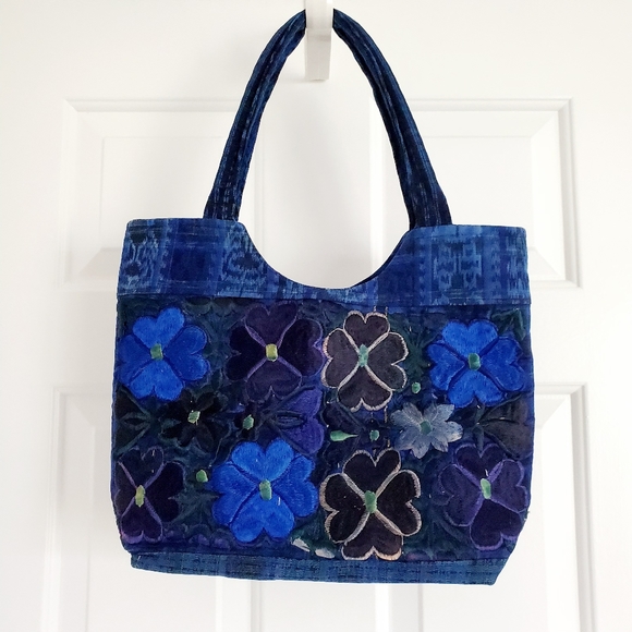 Ethnic Flowers Boho Hobo Embroidered Bag - Picture 2 of 11